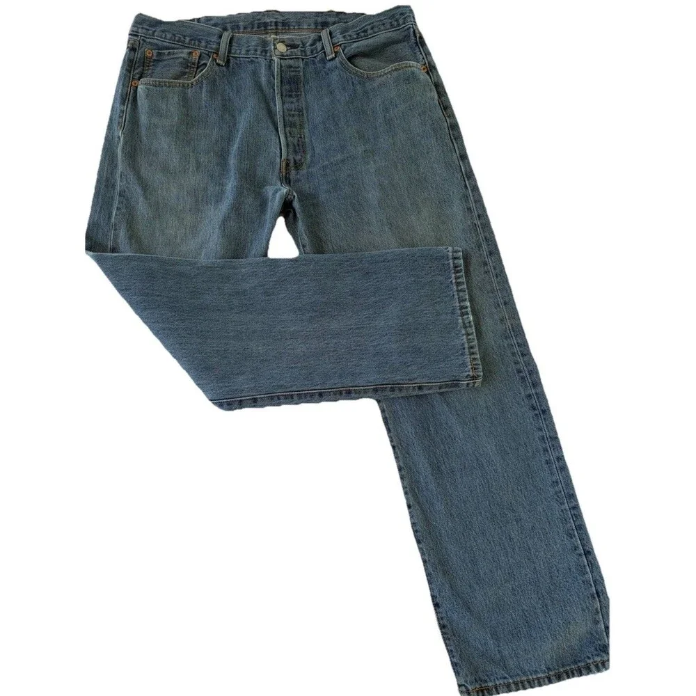Levi’s 501 Jeans Mens 38x30 Button Fly Straight Leg Medium Wash Classic Denim